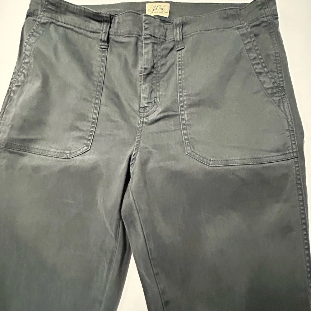 J.Crew women’s size 30 T gray stretch cargo skinny leg pants, front/back pockets